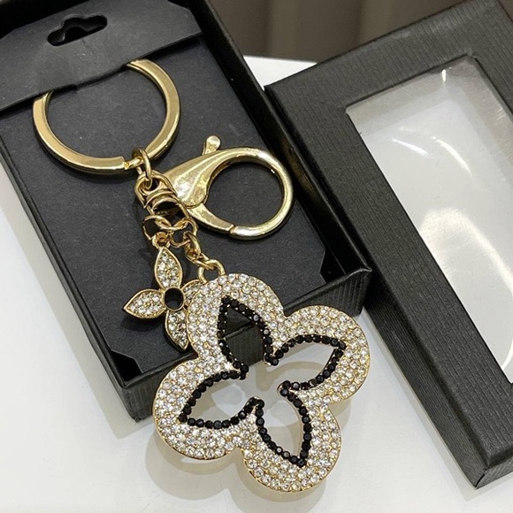 Accessories - Elegant Gold Tone And Black Rhinestones Keychain